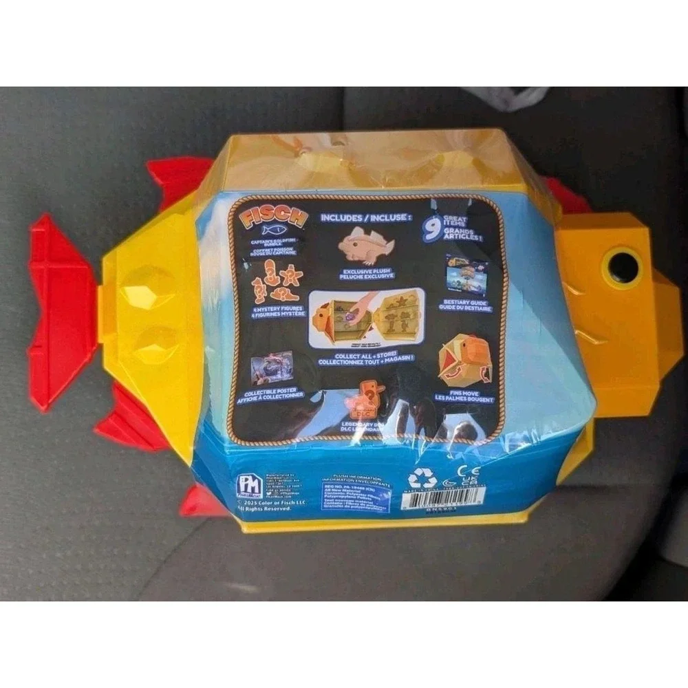 PhatMojo Fisch Captain's Goldfish Mystery Bundle with 9 Items Brand new